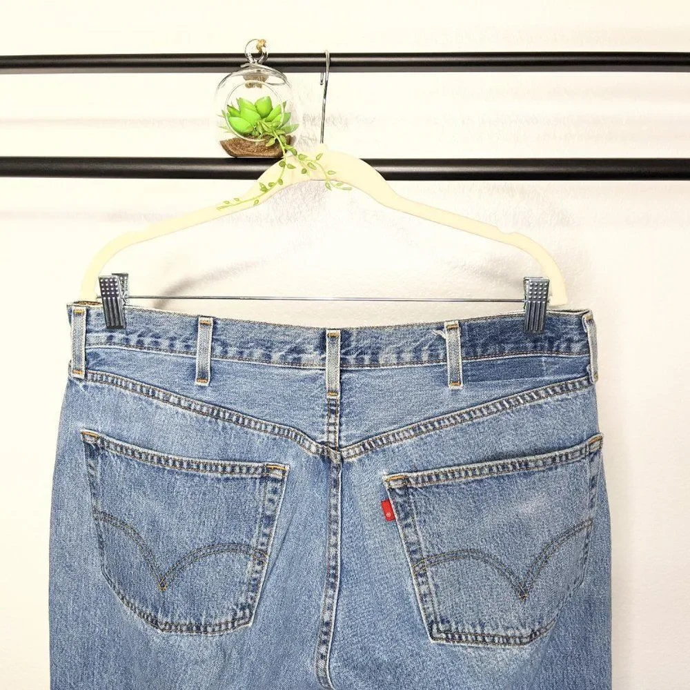 Levi's Light Blue Straight Jeans